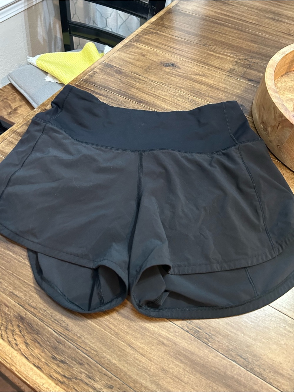 Lululemon speed up short 4”